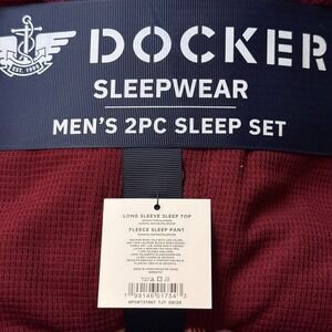 Dockers 2PC Sleep Set Men XL Burgundy NWT Waffle Top‎ Fleece Pants